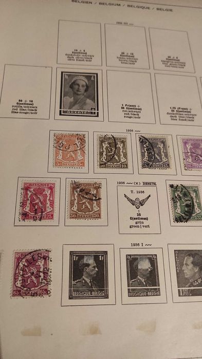 Vând albume originale Schaubek Europa și Ubersee. Stare perfectă.