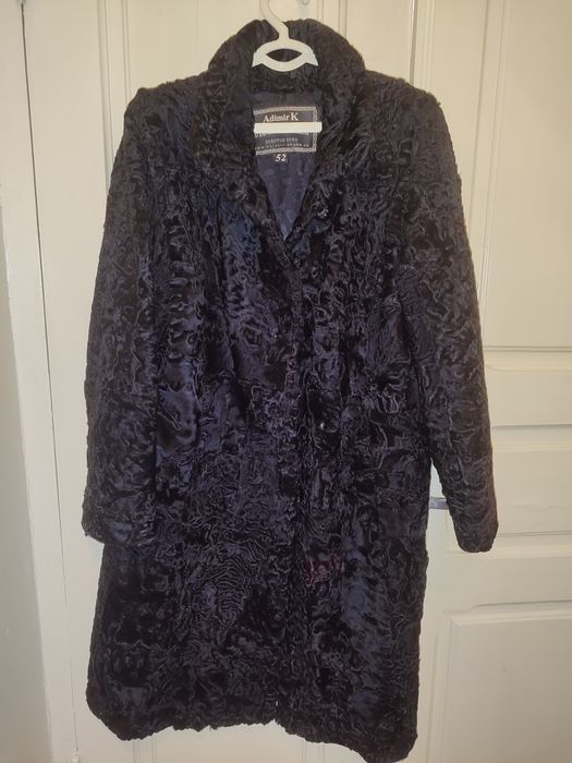 Продаётся шубка .