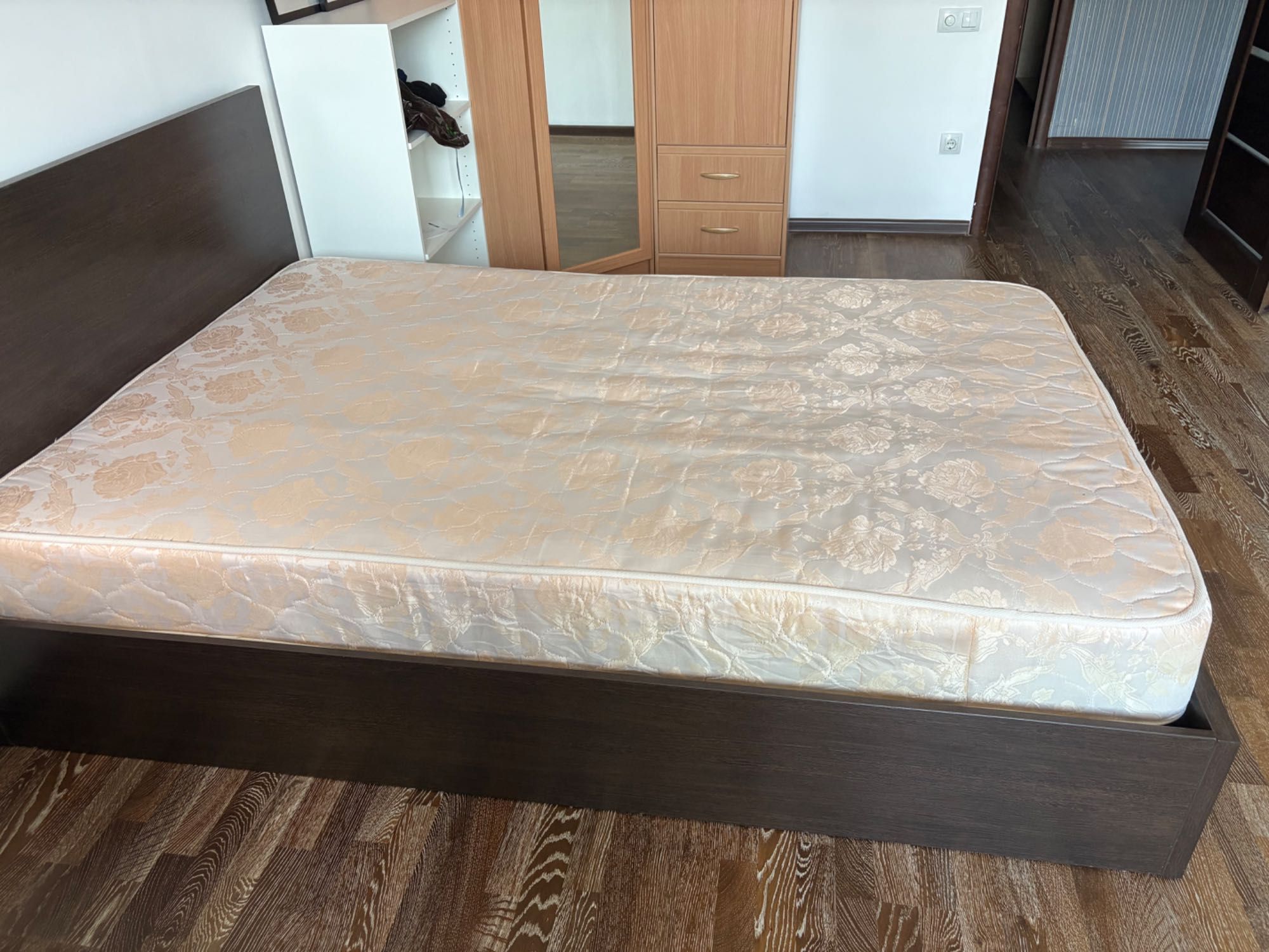 Матрас, размер 1,4*2
