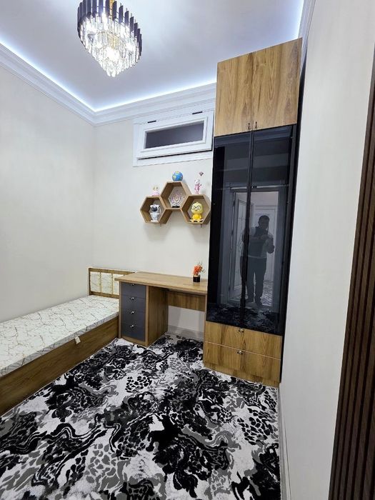 4 комнатная квартира в Новостройке Геофизика