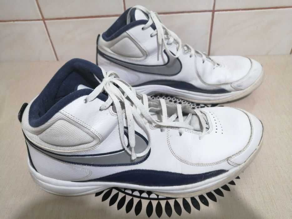 Nike - ghete sport numarul 48-49