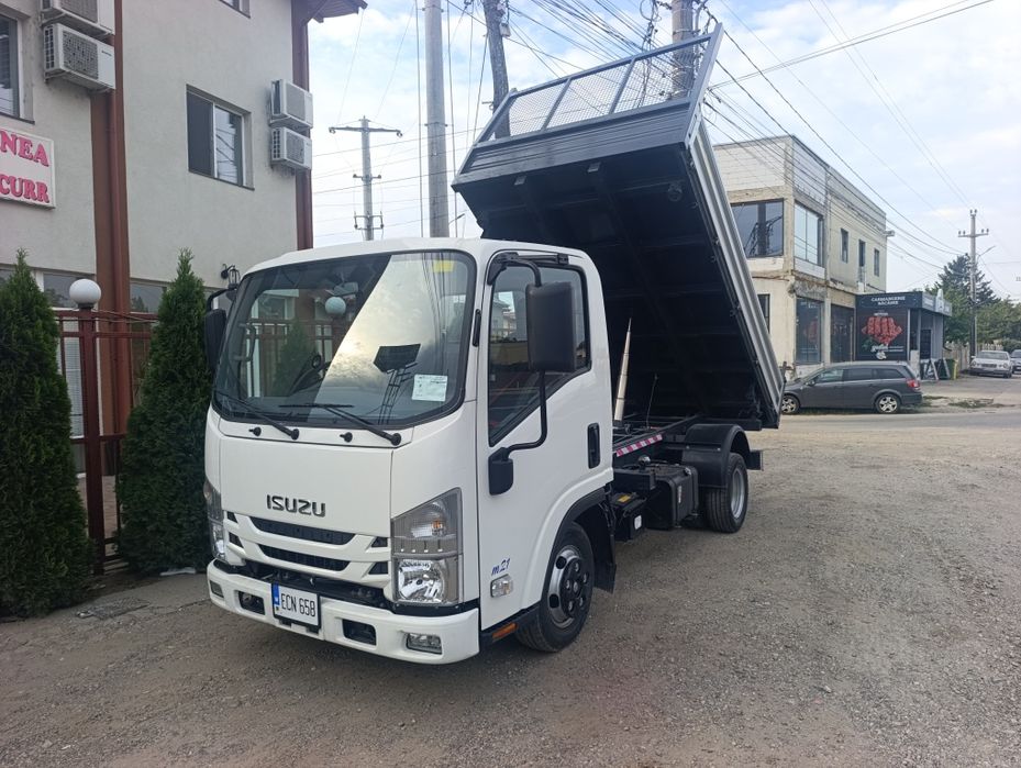 isuzu 2021 /3.5 t basculeaza pe 3 parti