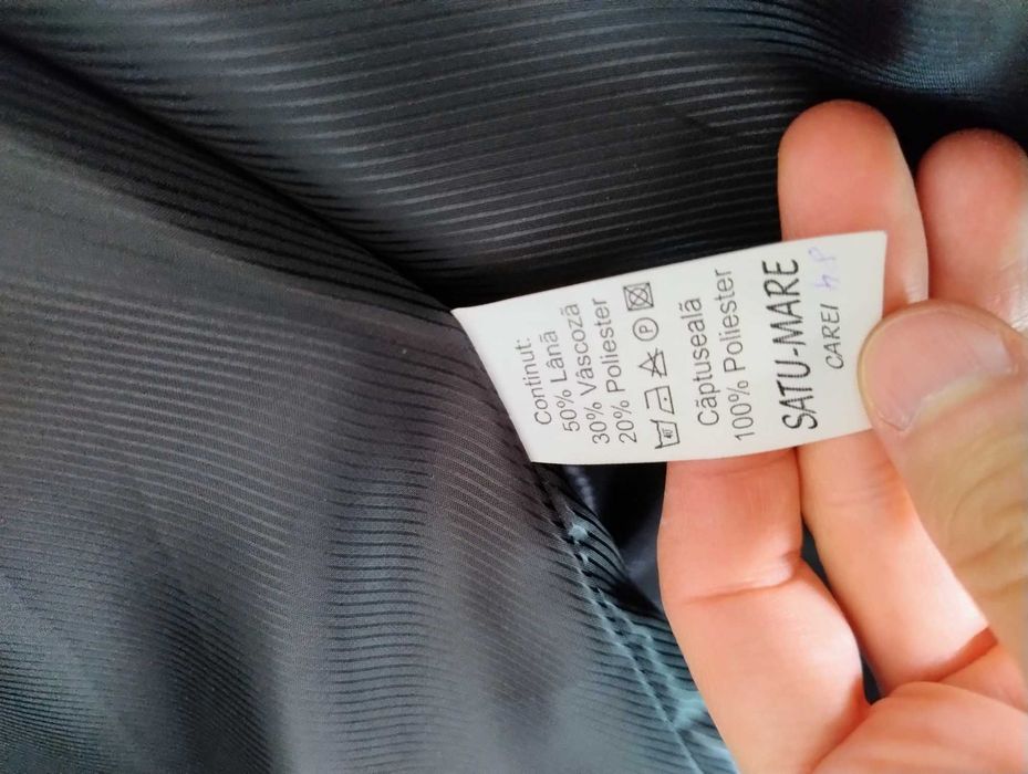 Sacou barbati - marimea 48, lana 50% - produs in Romania