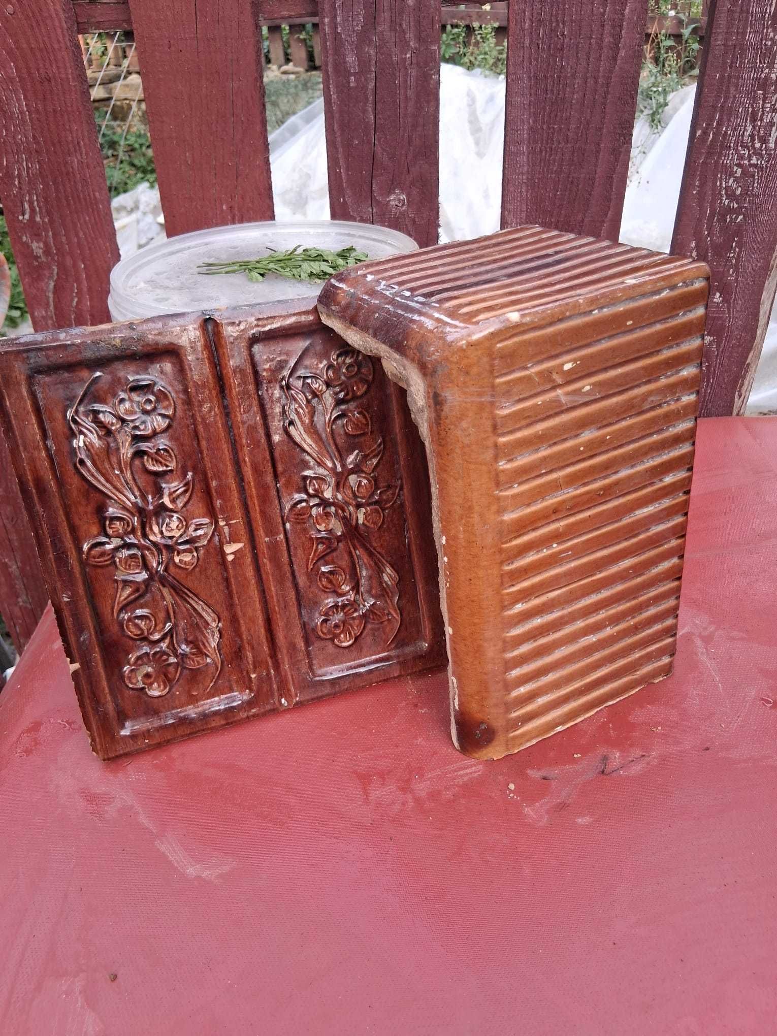 Vand 2 sobe de 7 randuri. Una noua si cealaltă folosita.