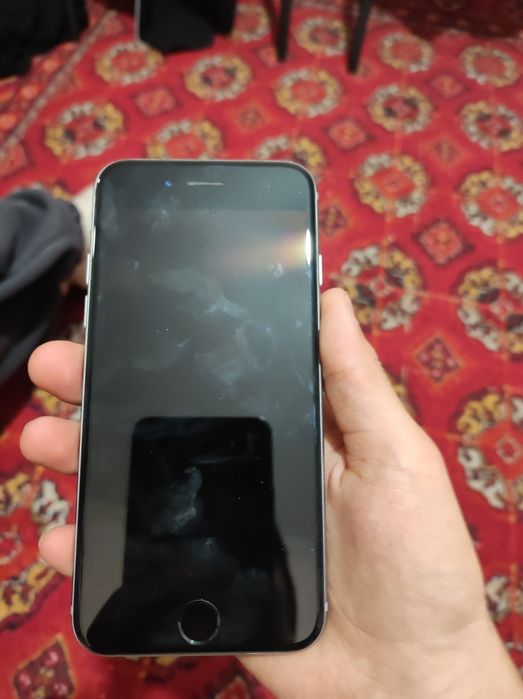 Продам айфон 6 срочно!