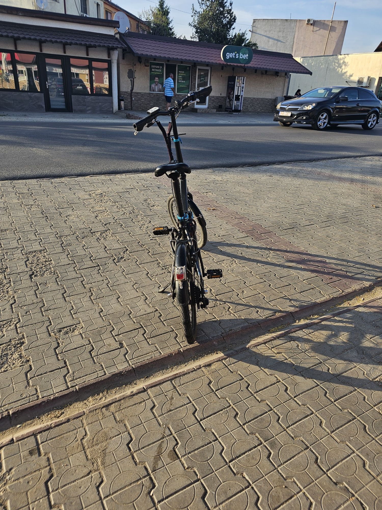 Bicicletă electrica B-Twin

Vând bicicletă B-Twin în