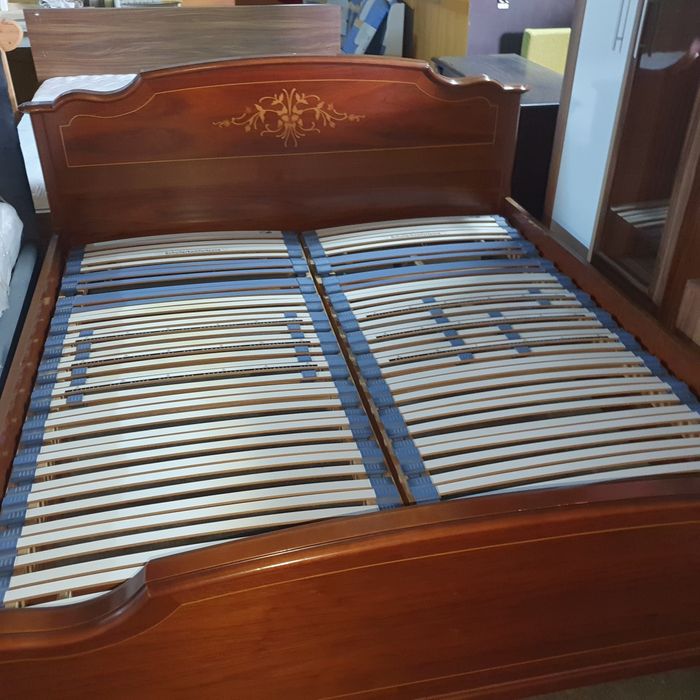 Pat dormitor 1.80m/2m Cireș!