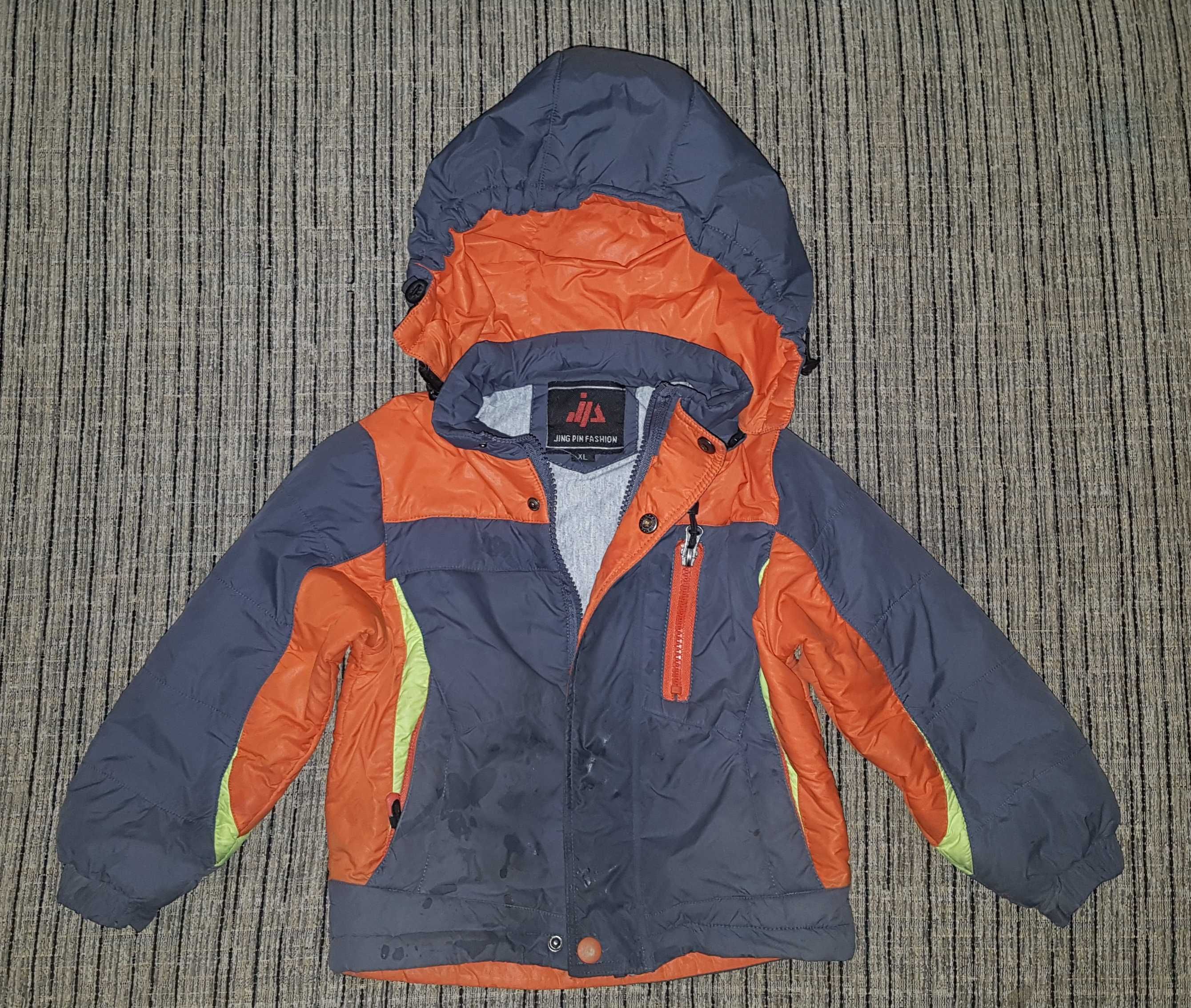 Куртка на мальчика 1 - 1,5 годика 80 размер