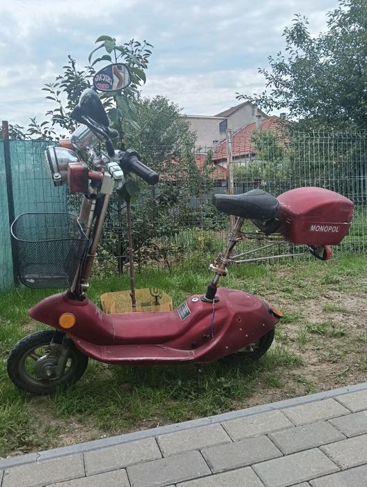 Vând Mini scuter electric, bicicleta