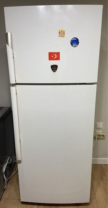 Продам холодильник