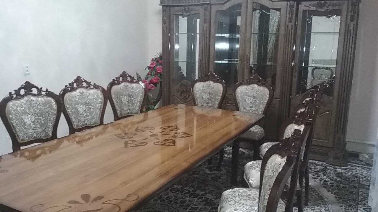Стол стул 12/1, мехмонхона учун, холати яхши