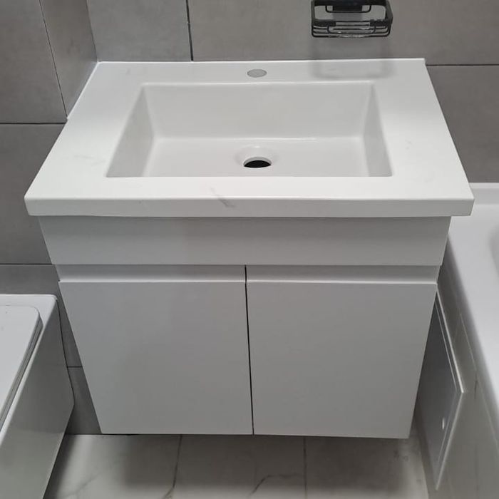 Столешницы из искусственного камня на заказ