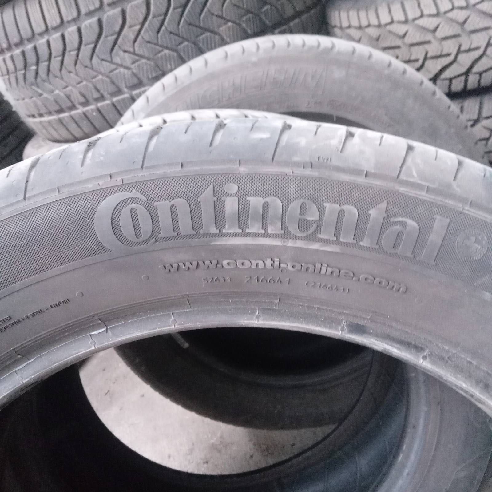 Гуми летни Continental  215/55 R 18