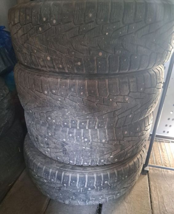 Резина зимняя в хорошем состоянии
