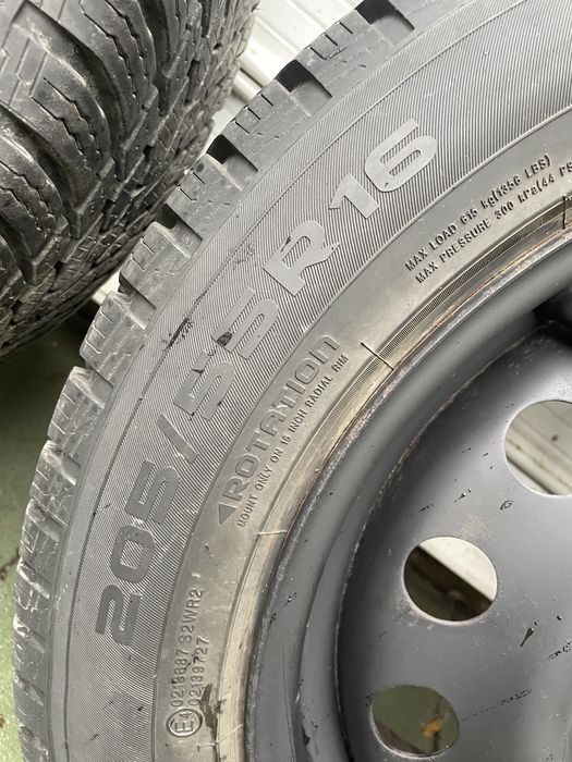 Зимни Гуми  с джанти 205/55/16  5х114,3