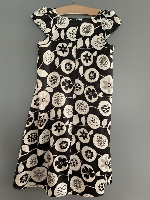 Рокли за момиченце 140см