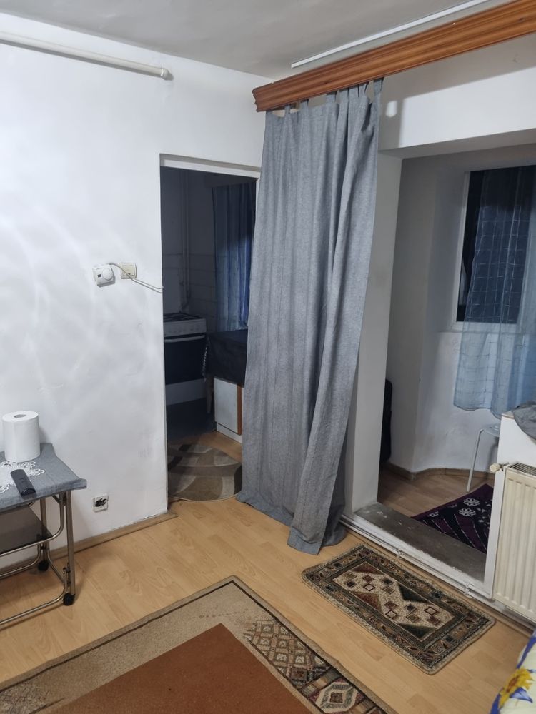 Garsoniera de vanzare