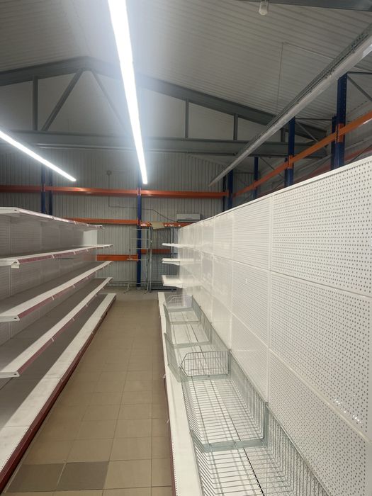 De vanzare hala metalica tip Lindab