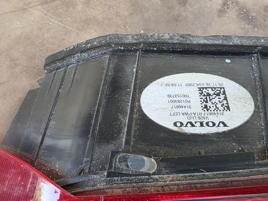 Volvo XC60 2018 ляв вътрешен стоп