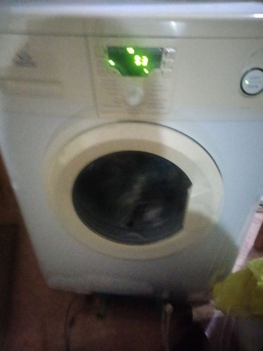 Продам стиральную машину