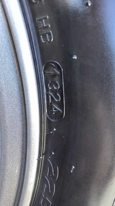 Продам резину зимняя на Lexus RX 300