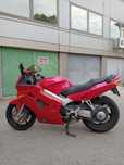 Honda vfr 800fi.