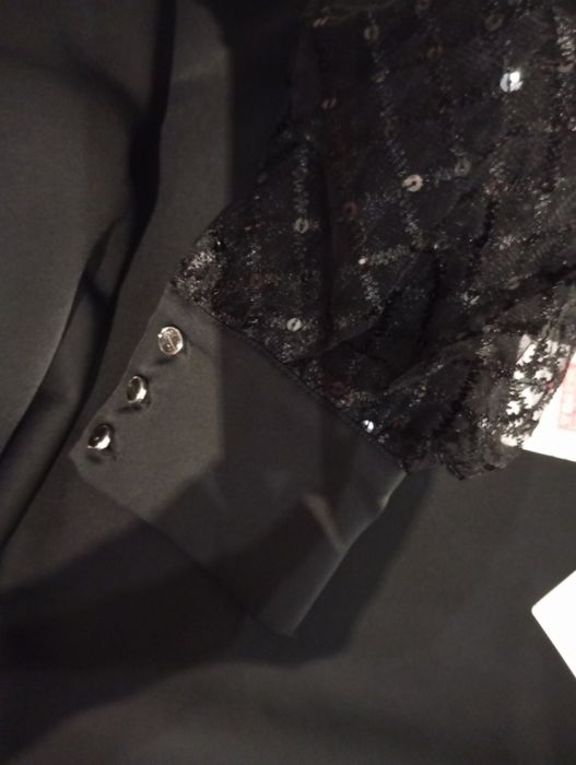 Красива черна блуза нова