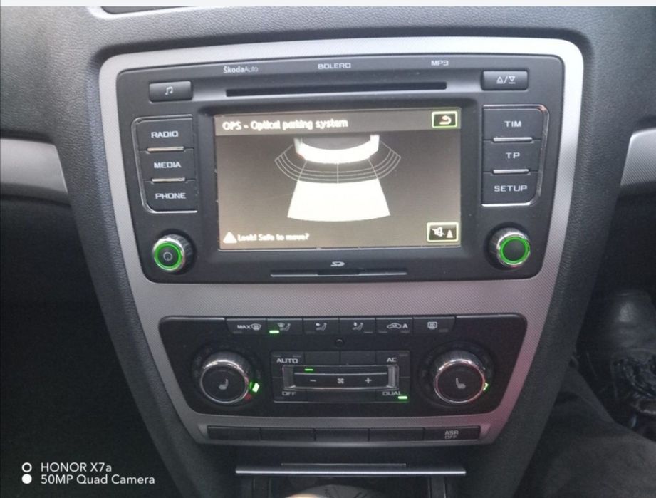 Dezmembrez Skoda octavia 2 facelift 1.6 tdi 105 cp cayc albastru LF5A