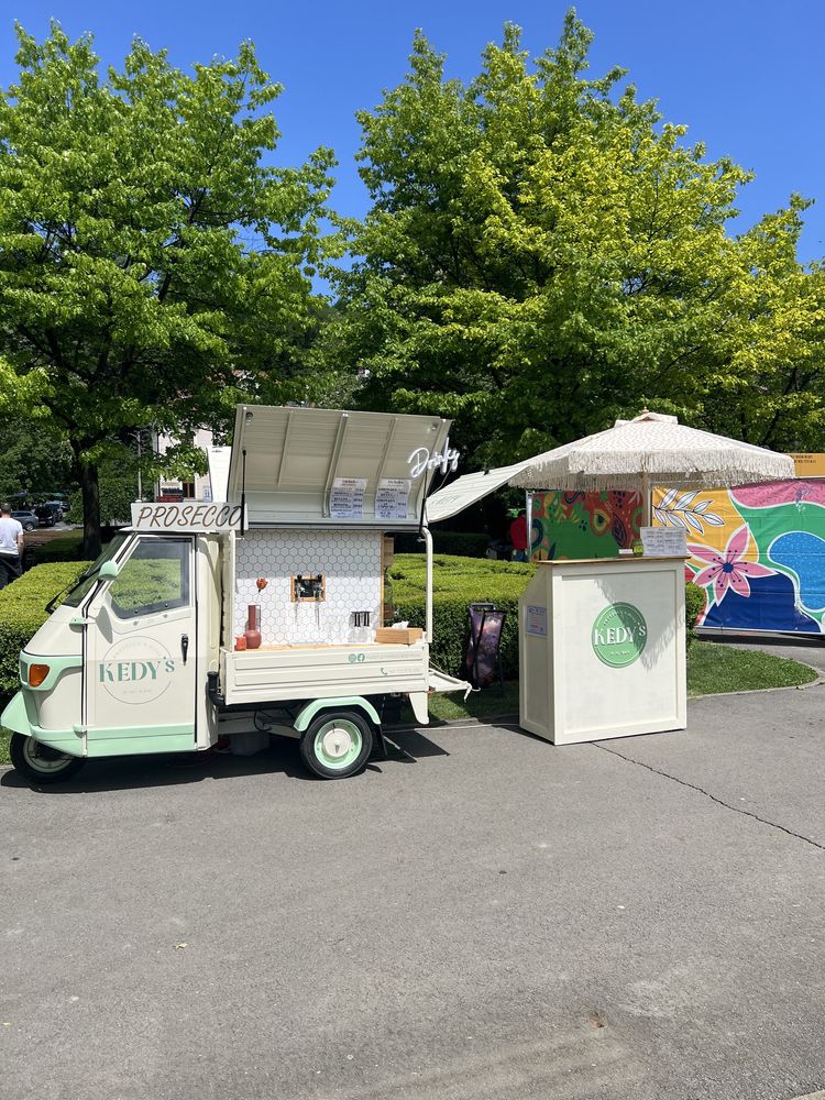 Prosecco bar and more, Piaggio Ape