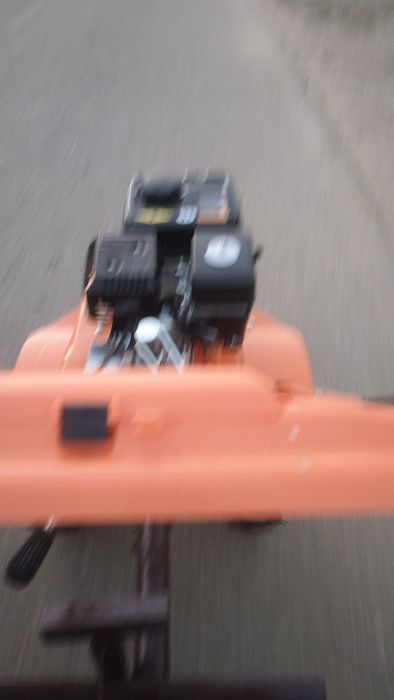 Vând motocultor nou cu săpători și remorcă