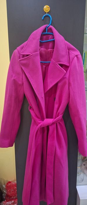 Дамско палто в розов цвят
обличано веднъж
М размер
65,00лв.
Преглед с