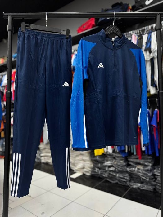 Тренировочный форма для зимы размер только XL