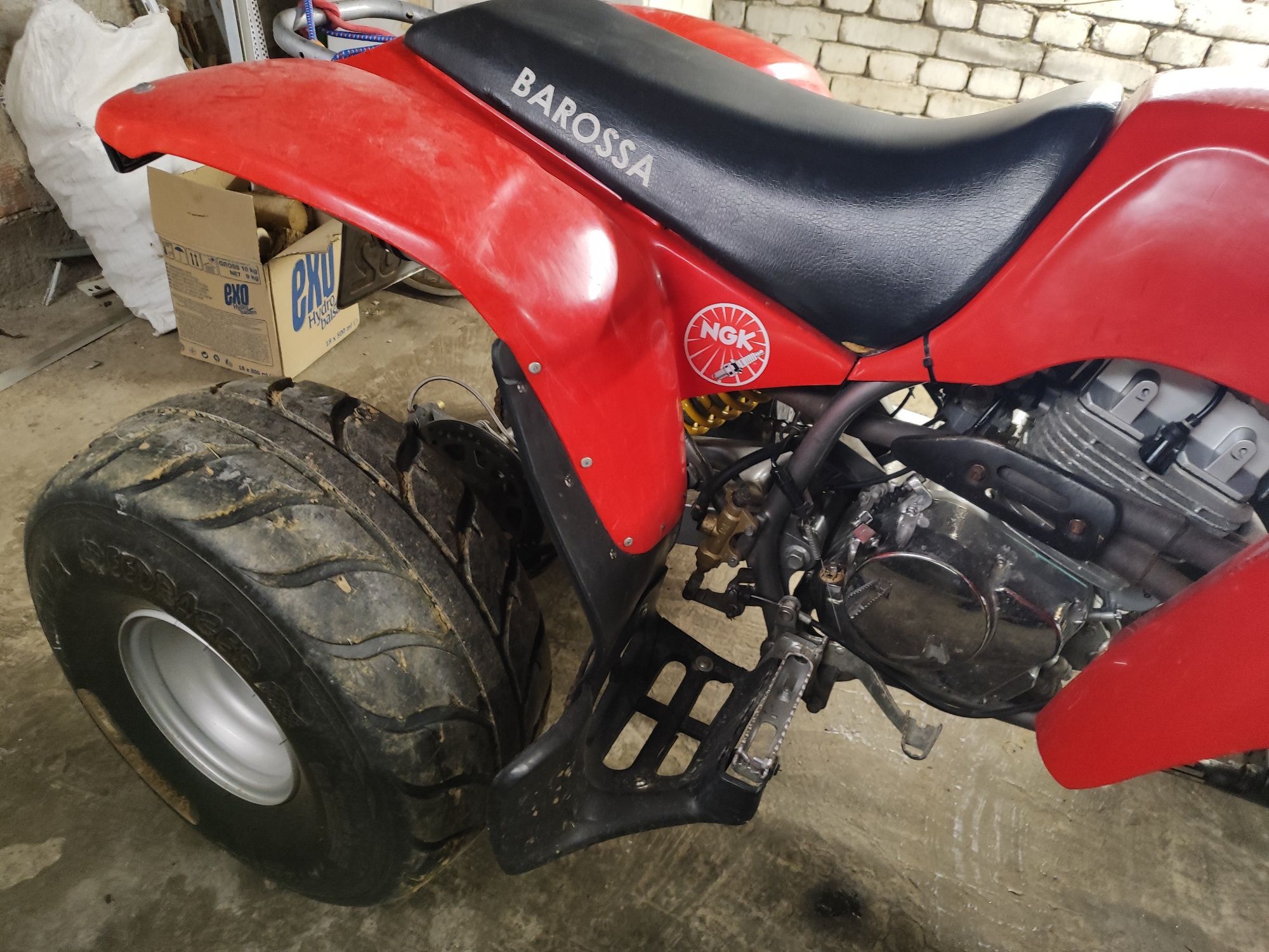 ATV Barossa 250 cc модел на Хонда. Регистрирано .