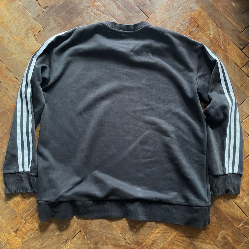 Adidas sweatshirt