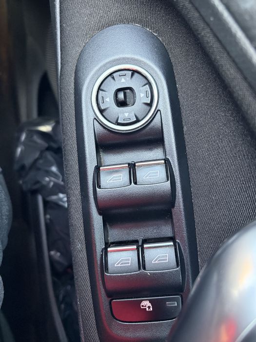 Ford S-max titanium 2.0 tdci 6 viteze manual