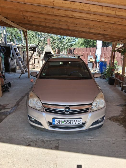 Vând Opel Astra H