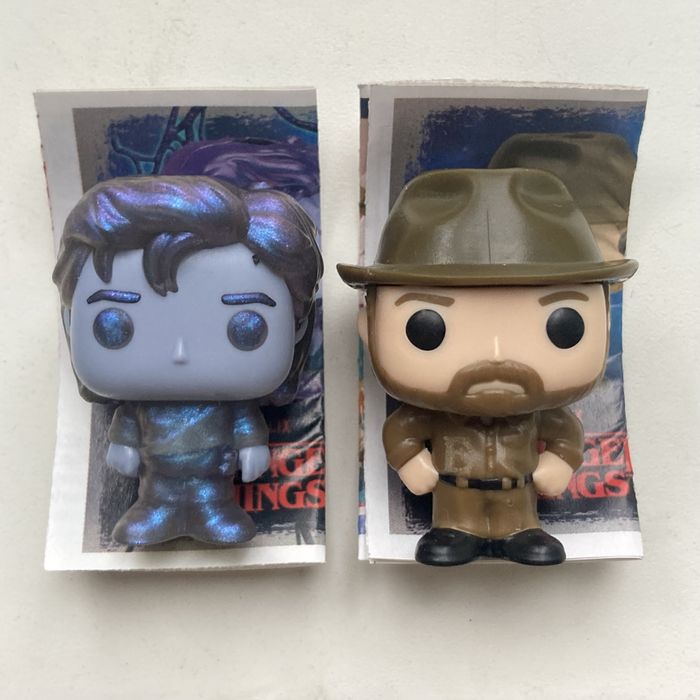 ОБМЕН киндер осд фигурки/kinder joy stranger things