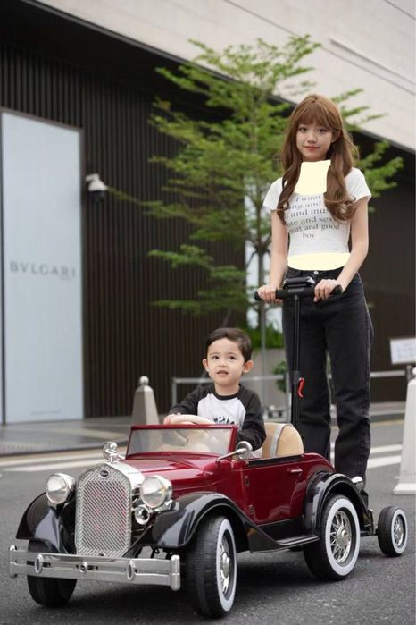 Ретро болалар машинаси 24V 5 мотор катталарга сигвейи бор электромобил