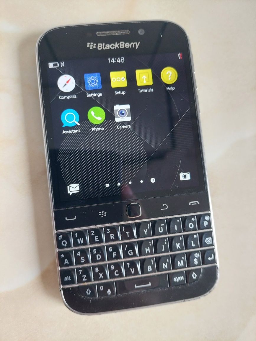 Vând BlackBerry Q20 Classic Black [perfect funcțional] //poze reale