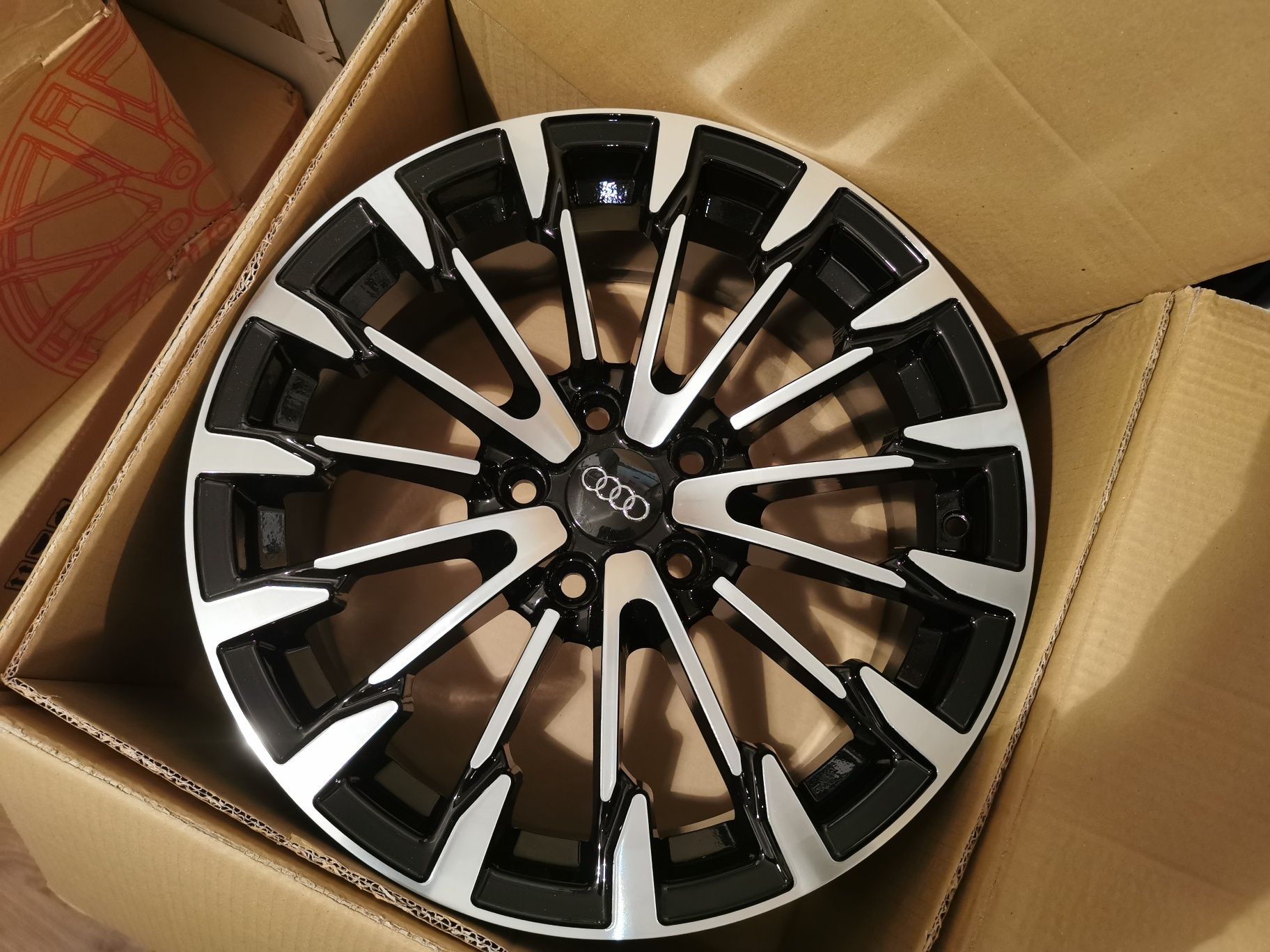 Vand jante de aliaj pentru Audi pe 17 marca RC wheels model 276