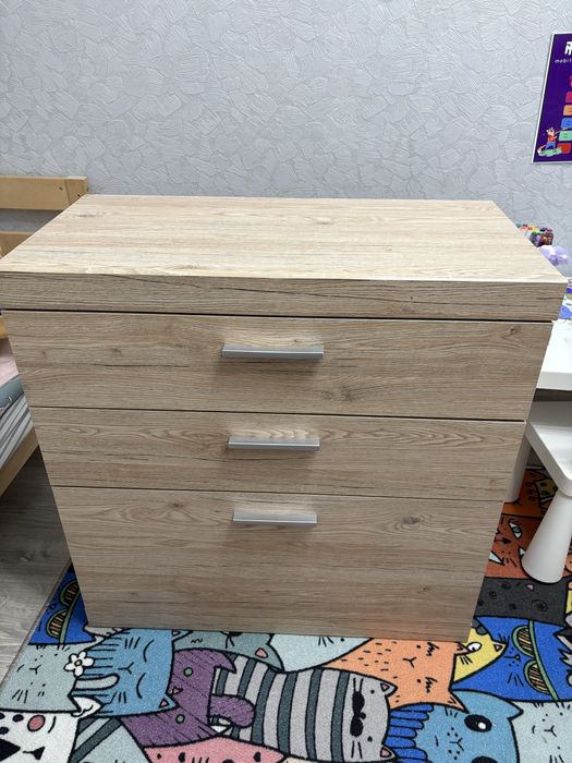 Продам      комод