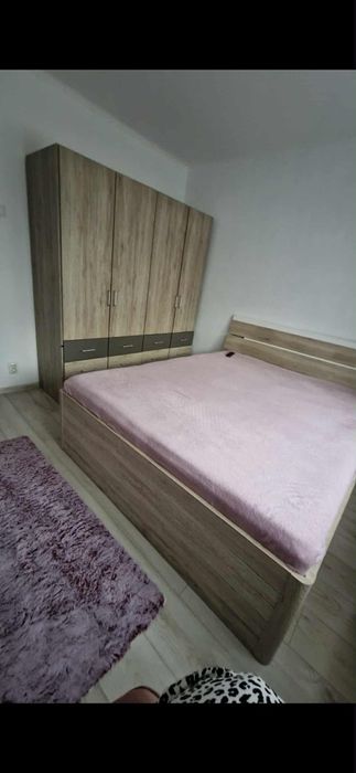 Vand apartament 3 camere