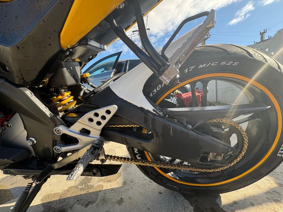 Yamaha yzf r 125 cc