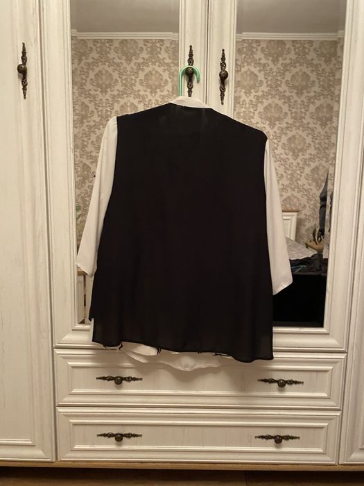 На продаже платья