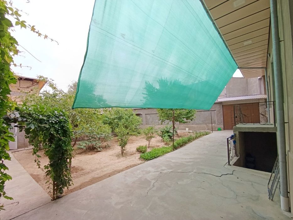 Fayziobod mahallada 2 sotix yer sotiladi