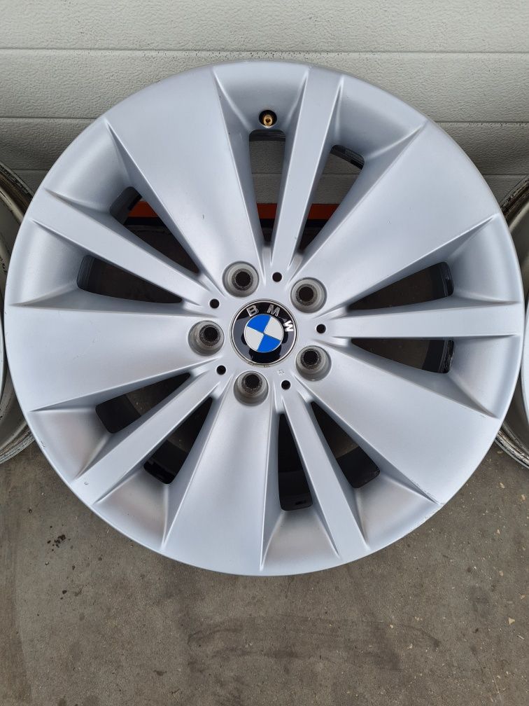 Оригинални джанти за BMW R18 5x120 ET24 8J
