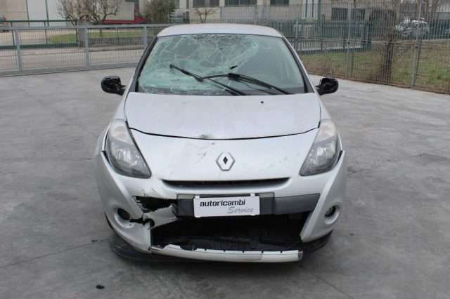 НА ЧАСТИ! Renault Clio 1.2 16V 2012 г. Климатик Рено Клио