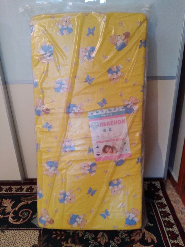 Продам детскую кровать-манеж. Срочно.