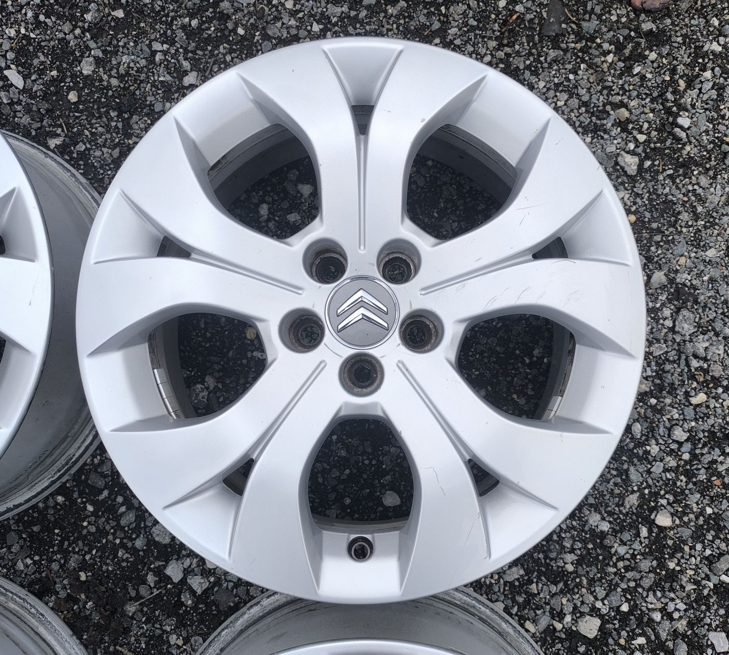 16 цола джанти за Citroen C8 Peugeot 807 Fiat Ulysses