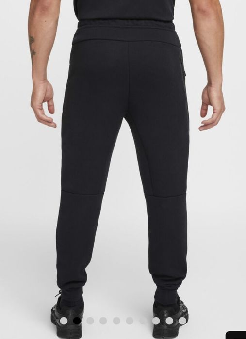 Оригинално долнище на Nike Tech! XXL